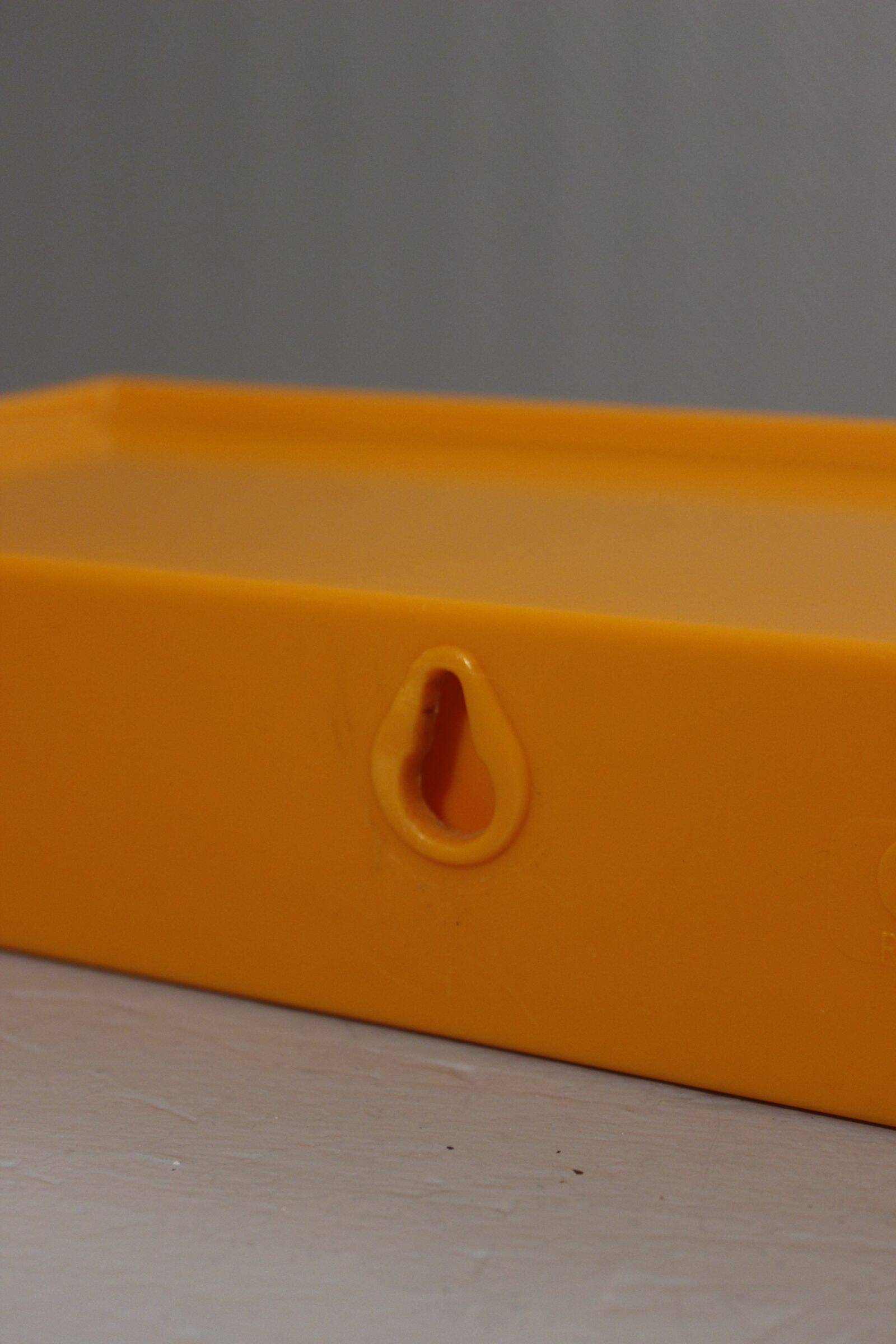 Wall shelf tablet with drawers, plastic Grosfillex 1970s Space Age