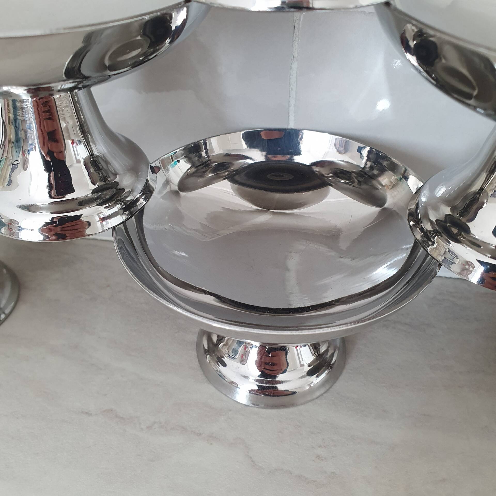 Dessert / ice cream bowls in stainless steel, Guy Degrenne style.
