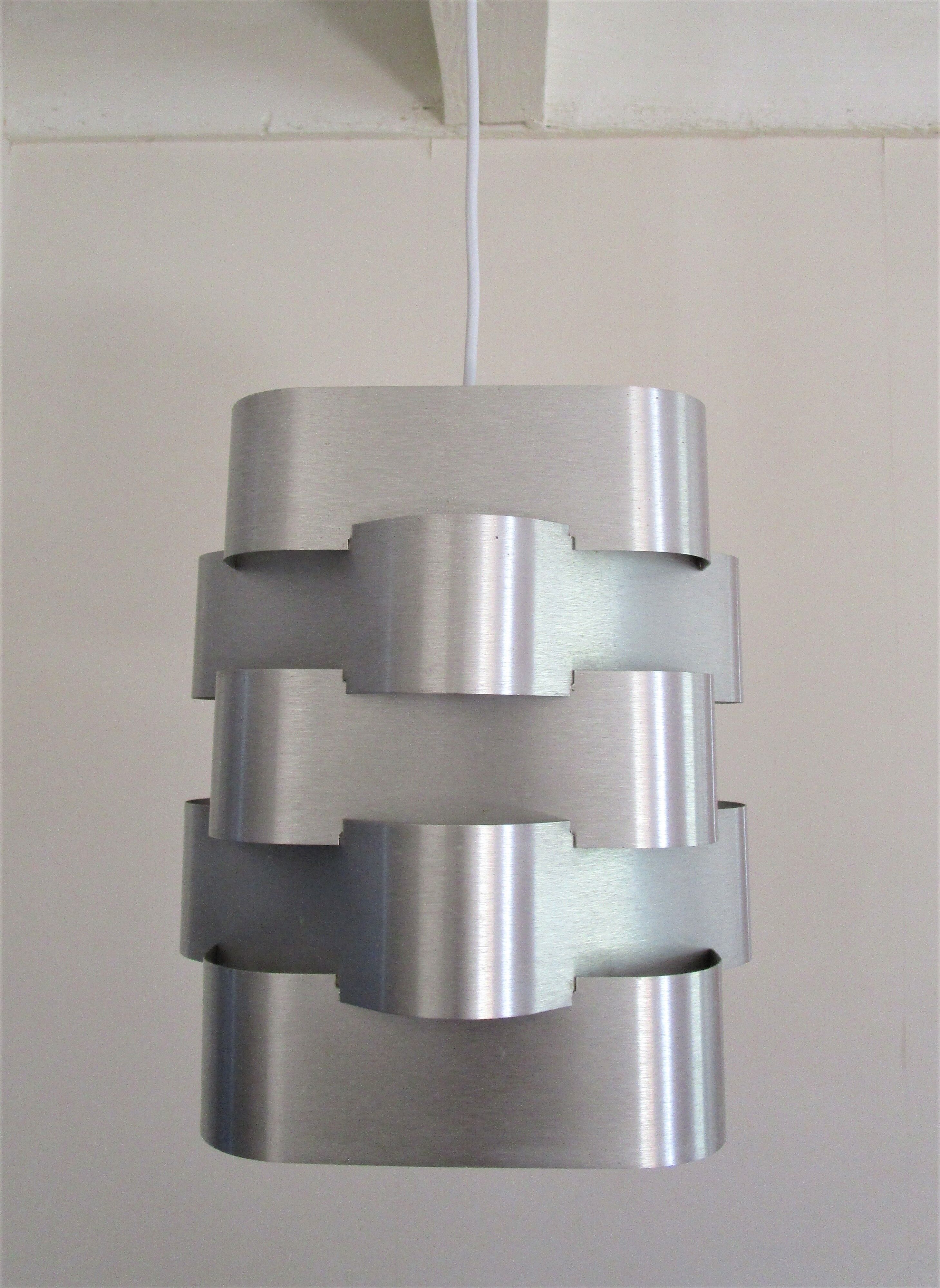 Aluminum suspension design Max Sauze
