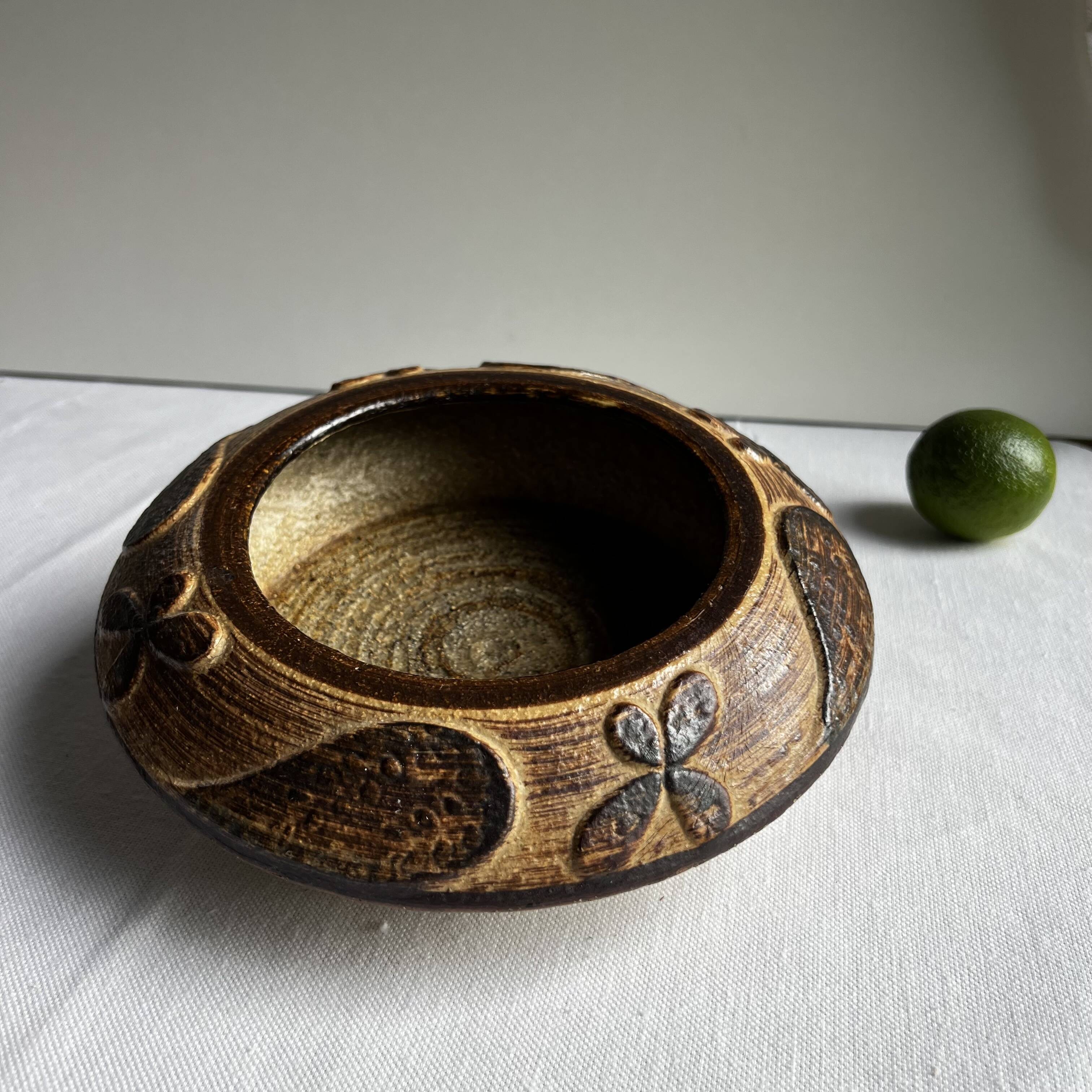 Modernist raw stoneware coupe by Haico Nitzsche for Søholm, Denmark.