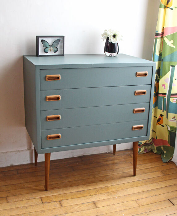 Scandinavian teak chest of drawers