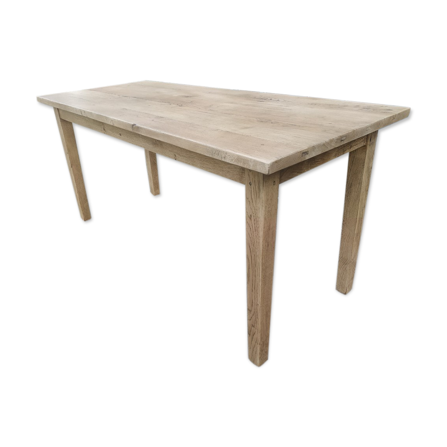 Farm table