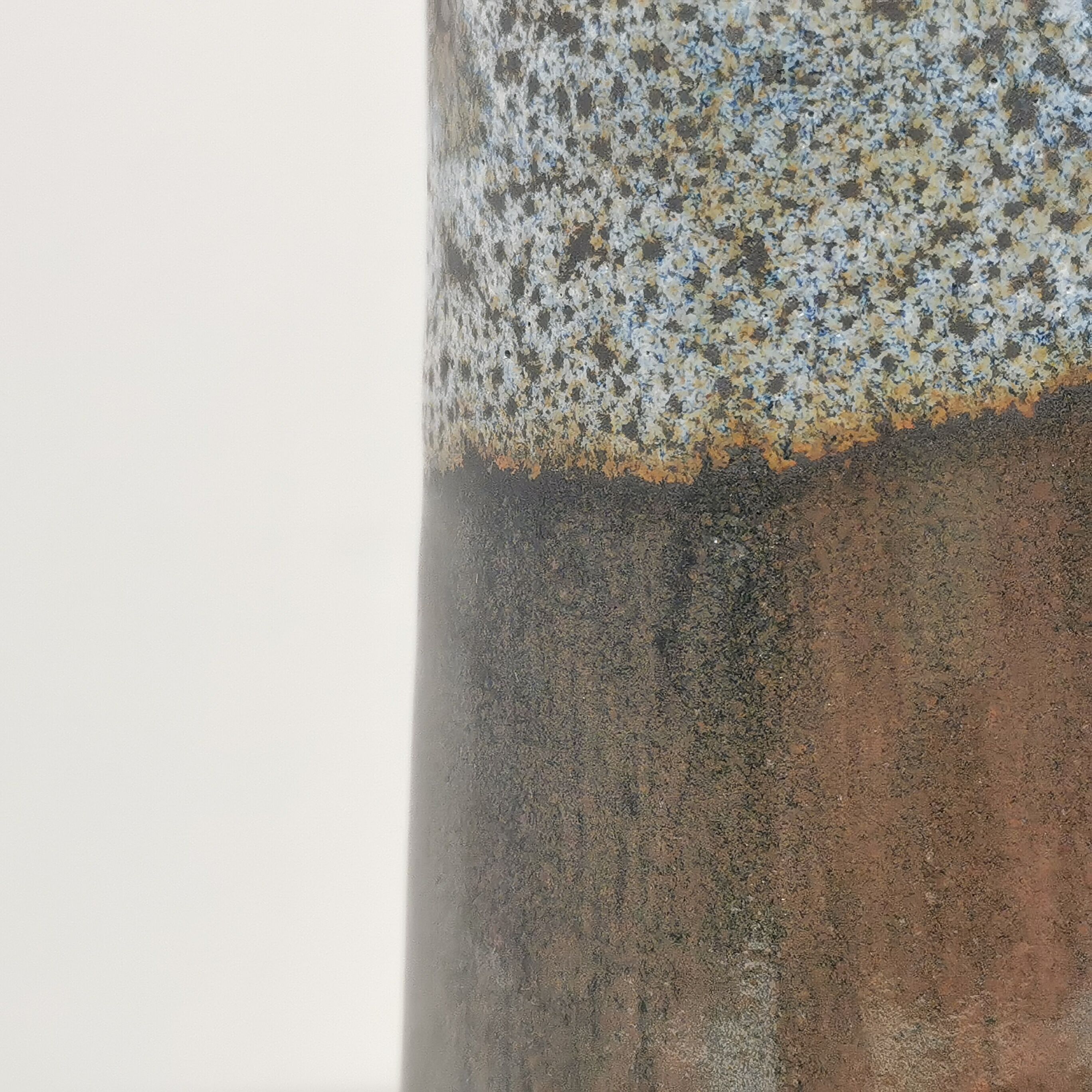 Vase soliflore terre vernissée