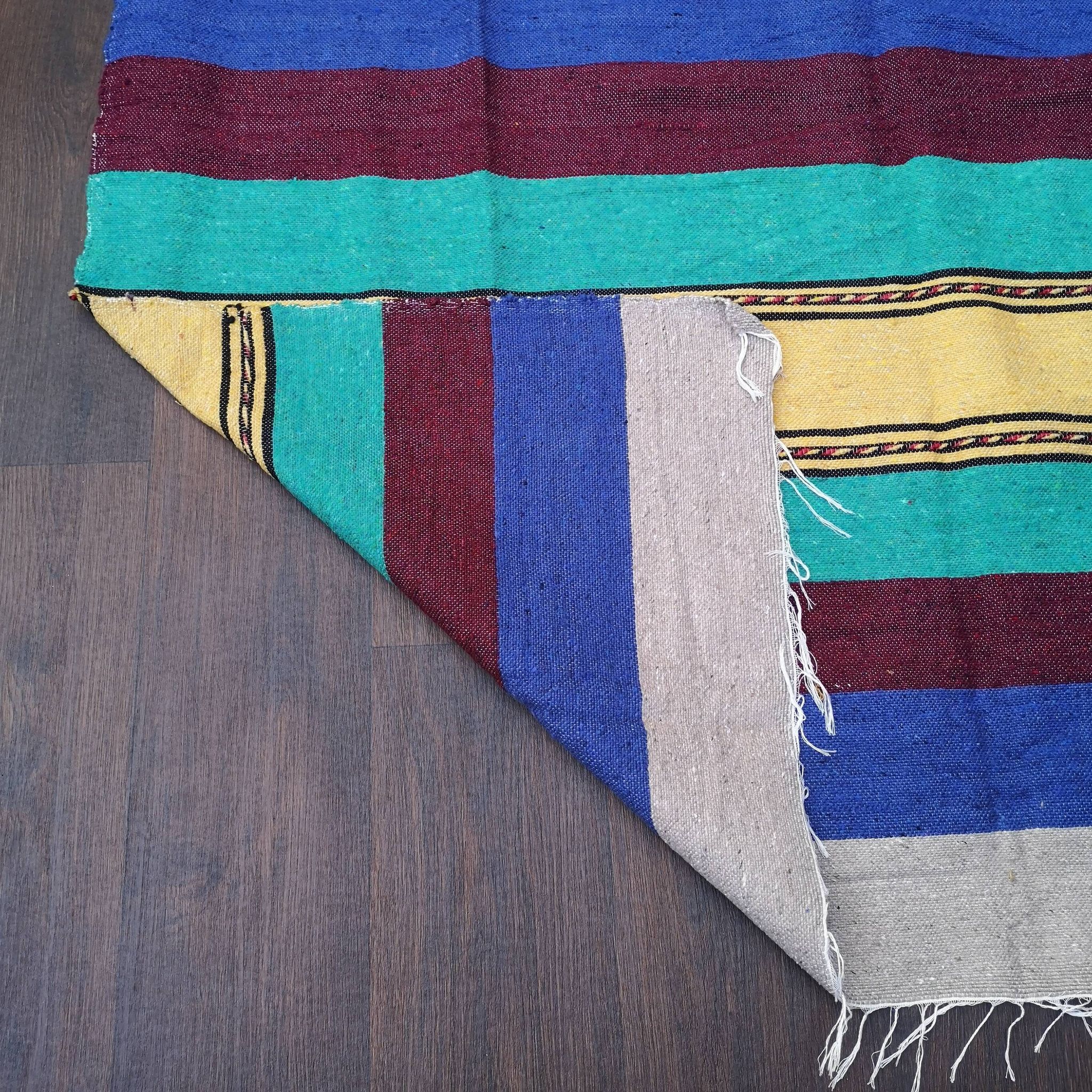 Tapis berbère marocain fait main multicolore 140 x 225 cm