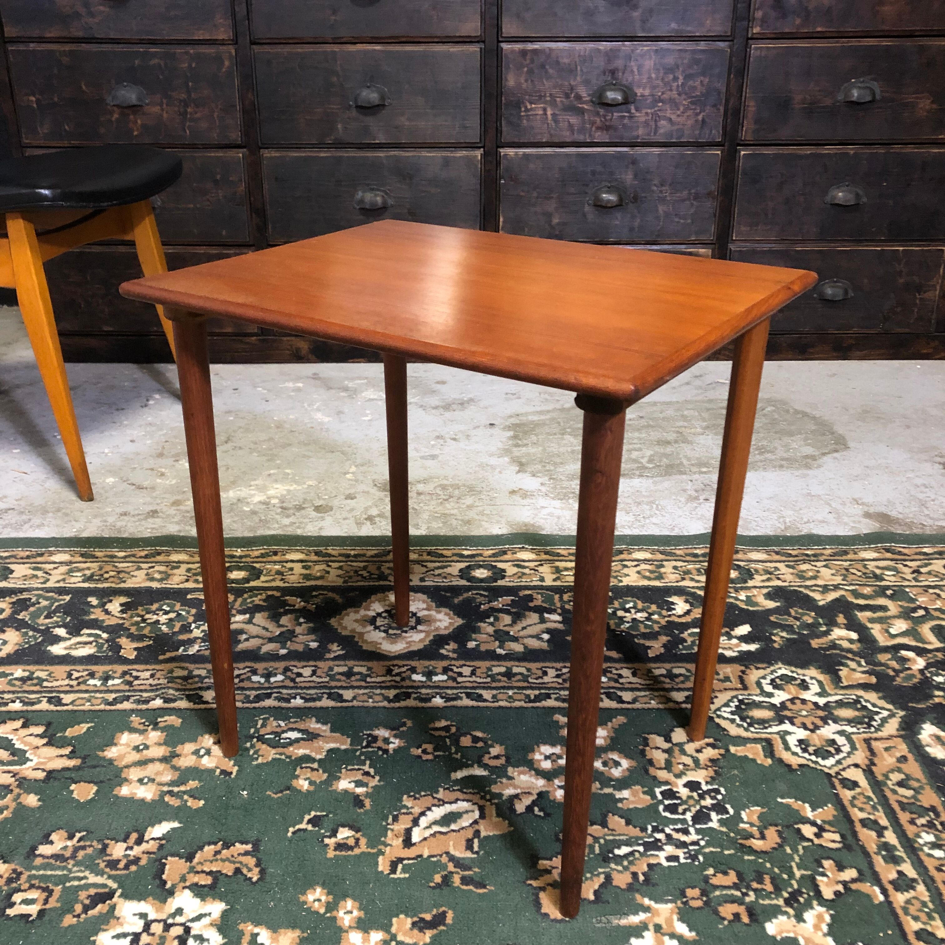 Coffee table vintage compass feet