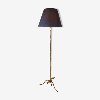 Lampadaire tripode