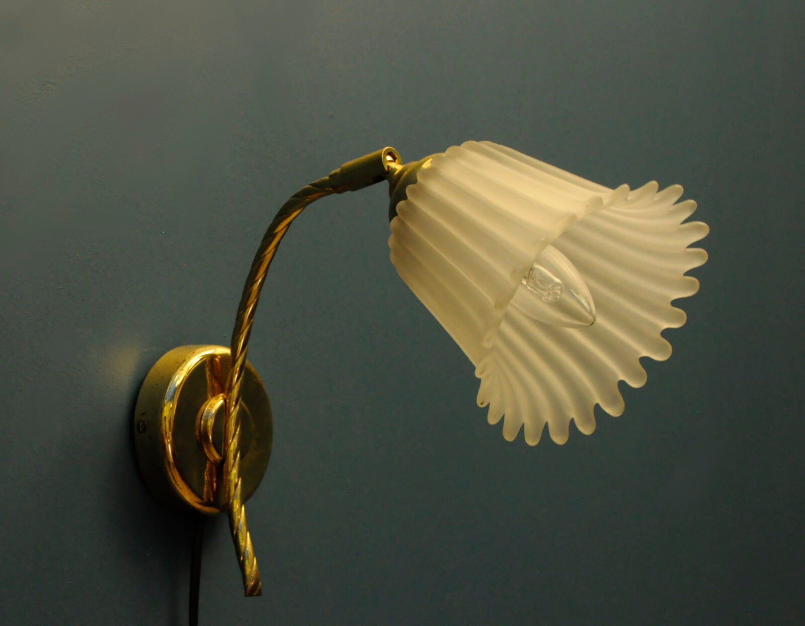 Danish wall lamp, brass and glass