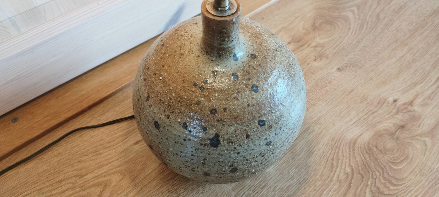 Table lamp in pyrite stone