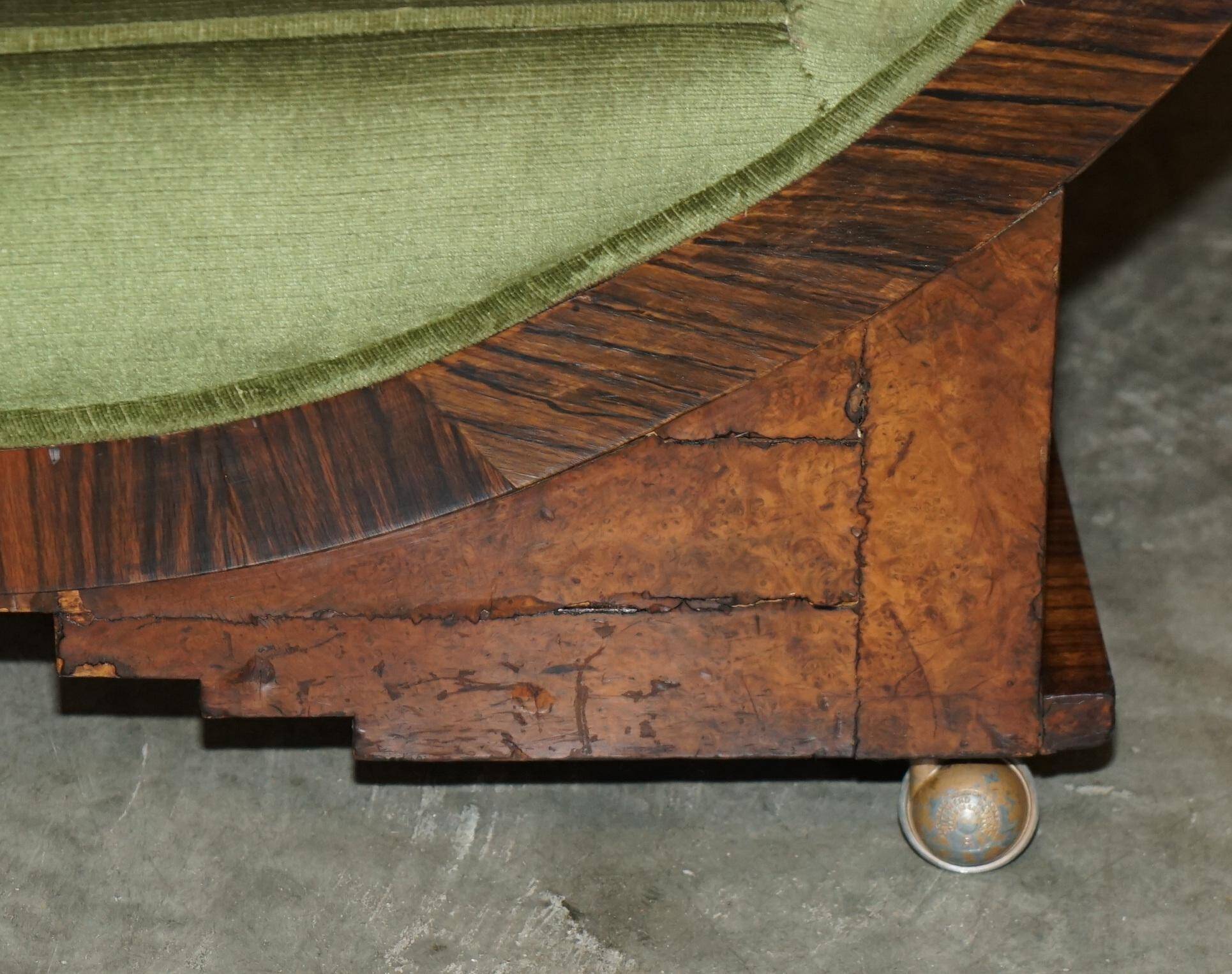 Art Deco Canapé Circa 1920 in Walnut, Cherry and Velvet