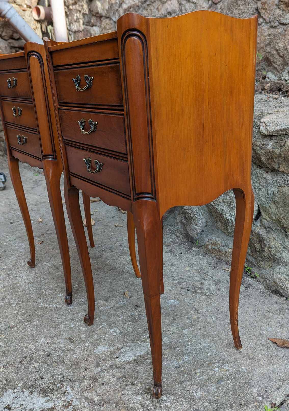 Chevets Merisier style Louis XV