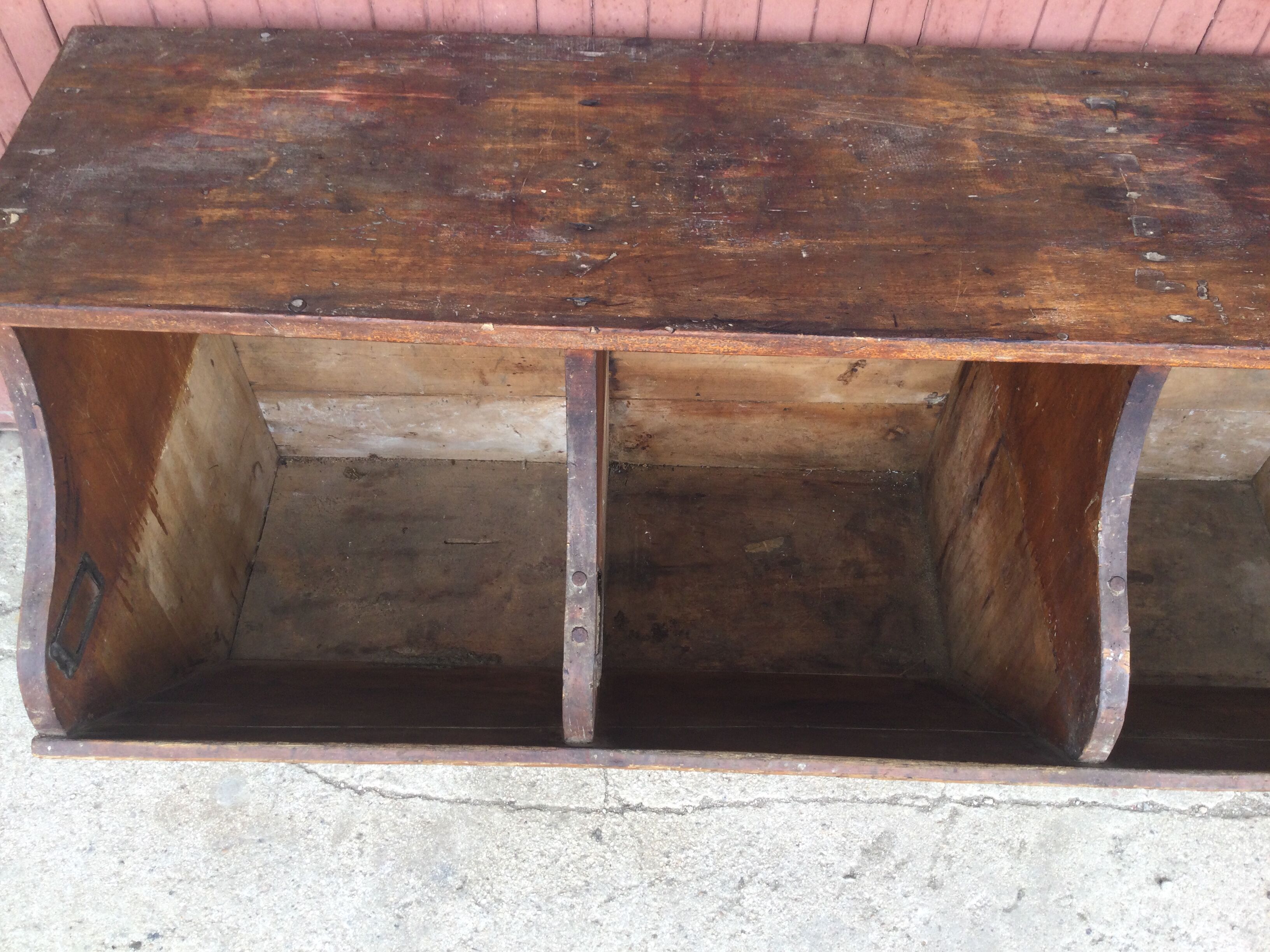 Storage box