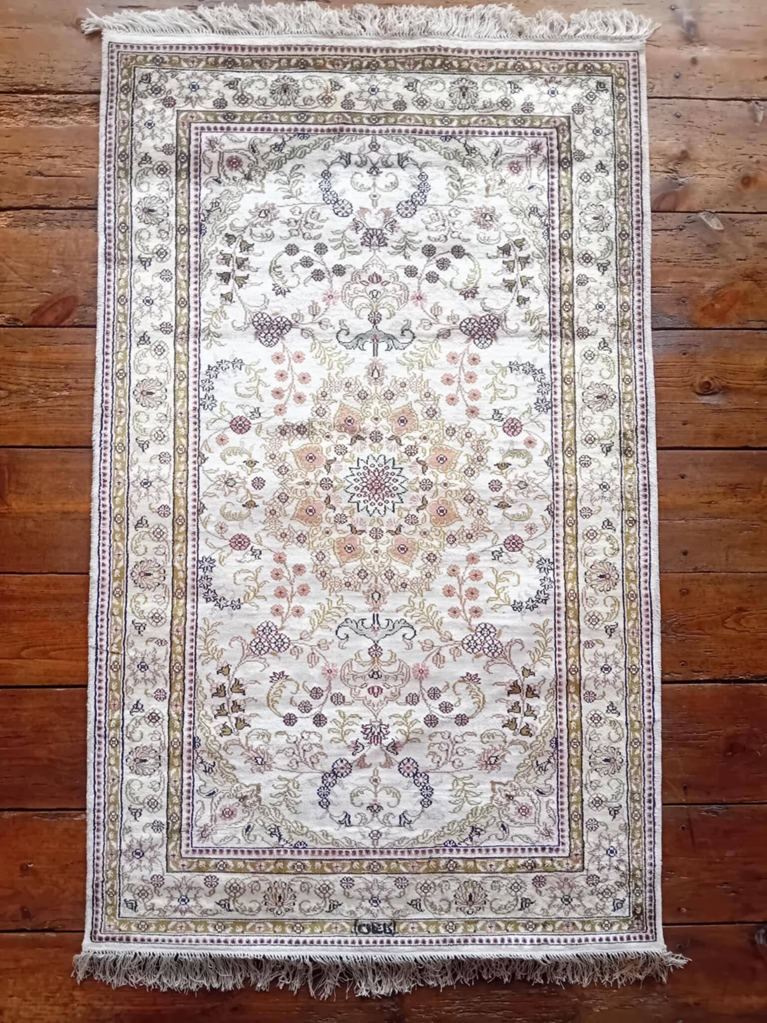 Handmade silk cashmere rug 151x92cm