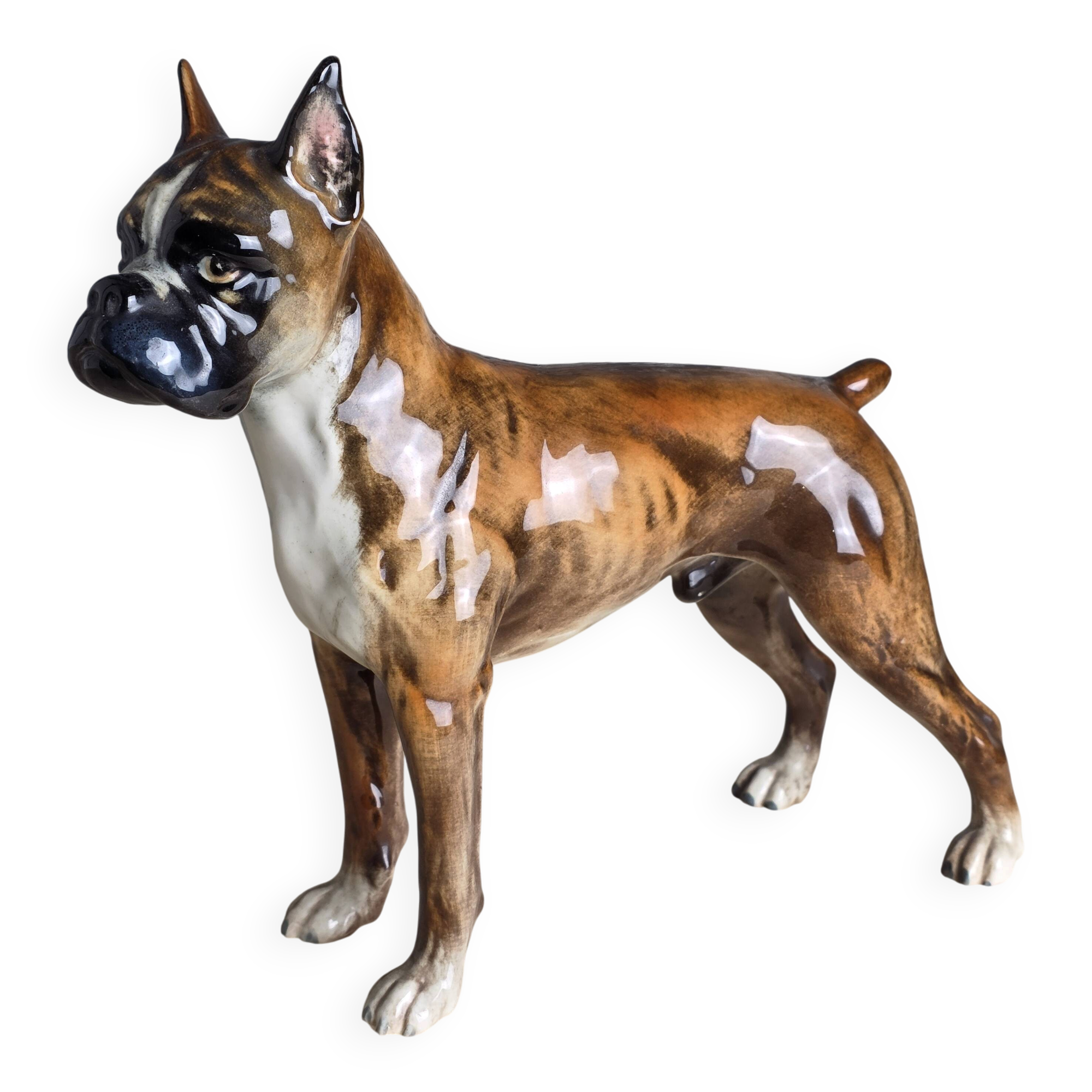 Chien Boxer en porcelaine, Goebel, Allemagne, 1973