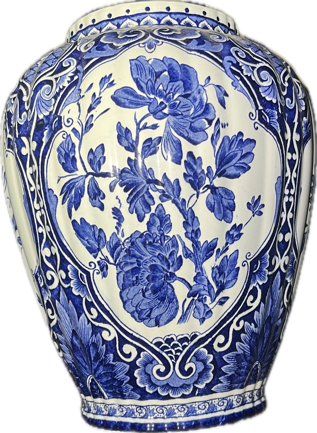 Vintage Delft Blue Ginger Jar: Blue and white ceramic vase