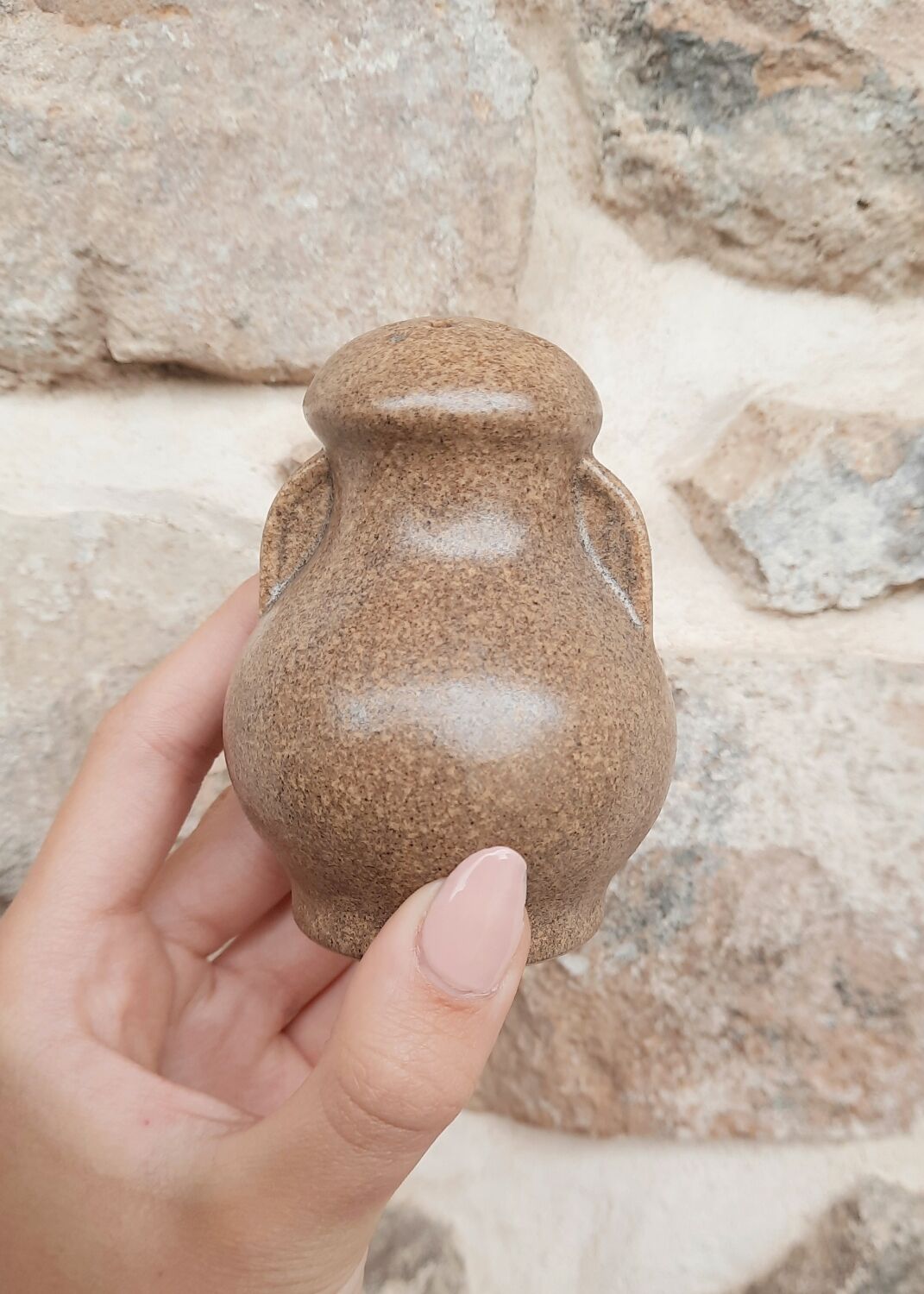 Stoneware pepper shaker