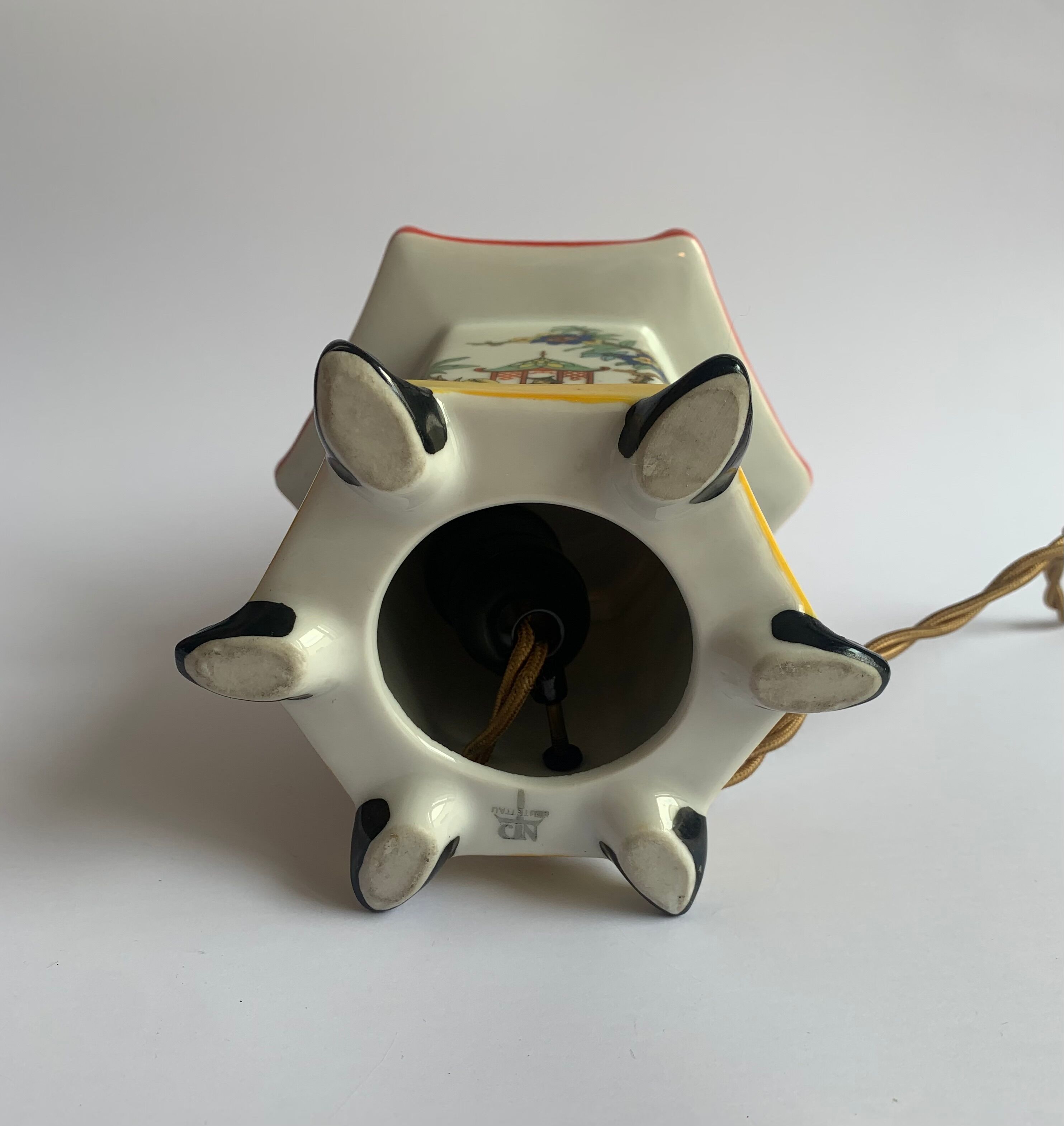 Vintage oriental pagoda lamp