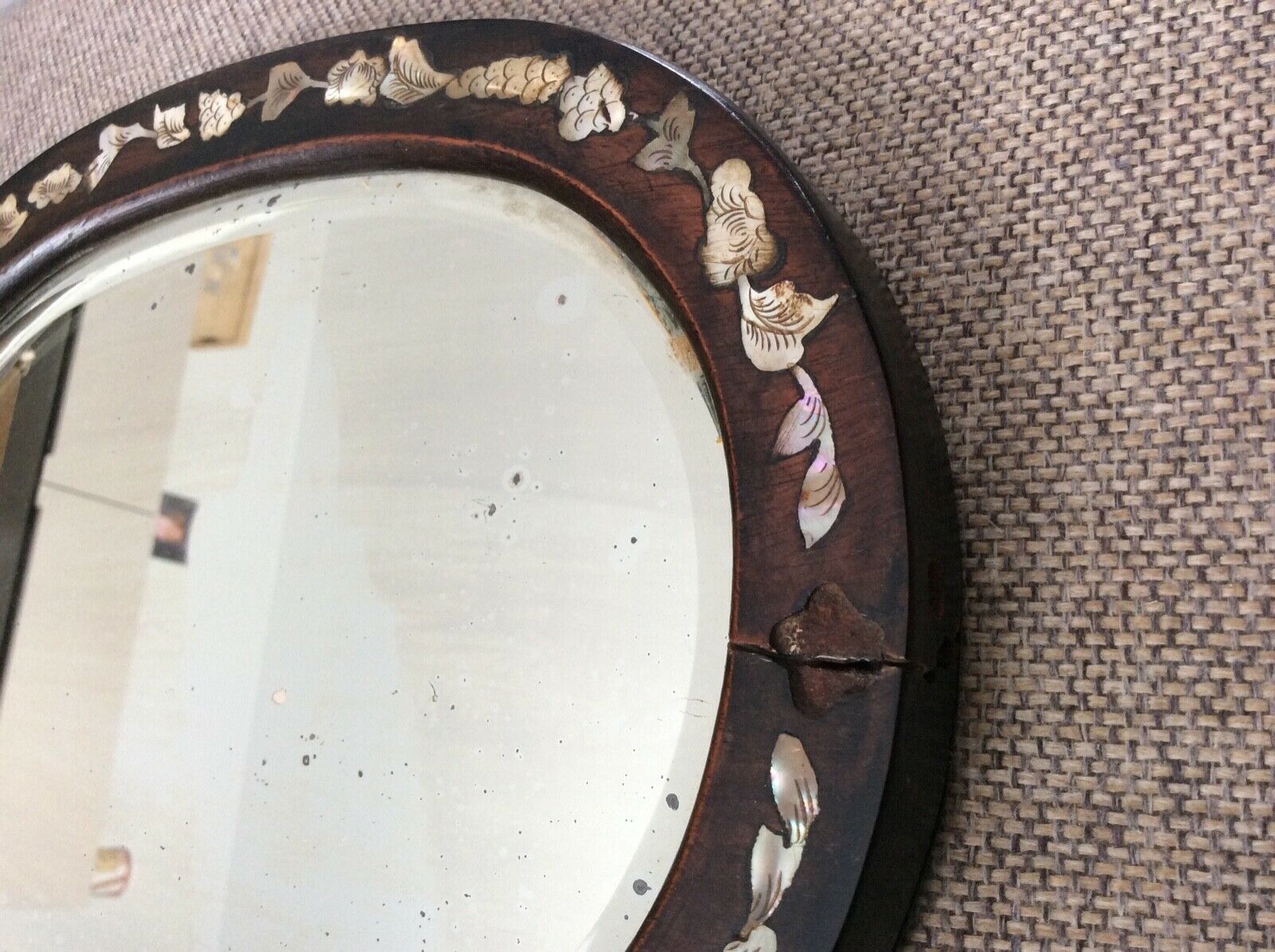 Bevelled mirror with wooden frame and mother-of-pearl 26.7 x 20.4 cm