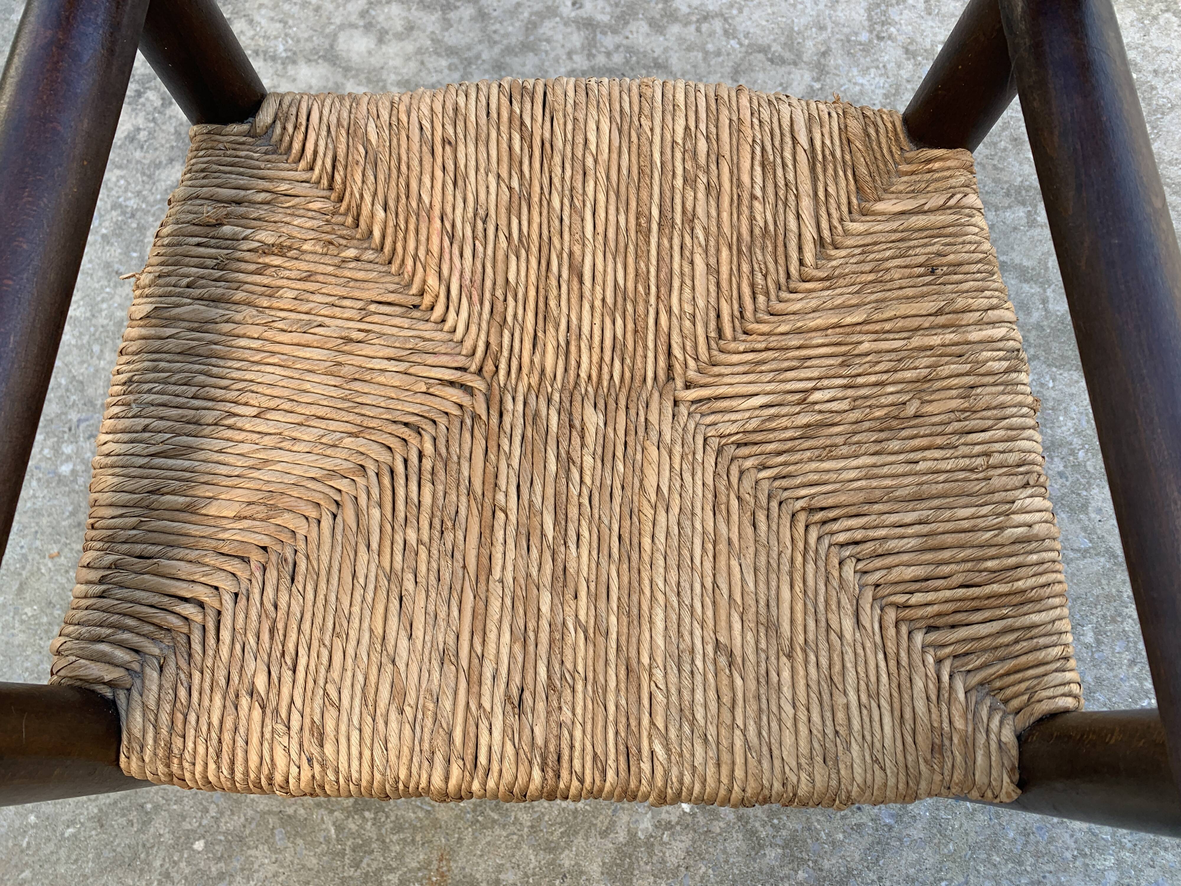 Fauteuil en bois et paille pour enfant
