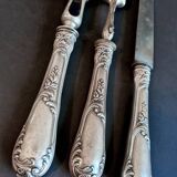 Nécessaire à gigot en métal argenté de style Rocaille