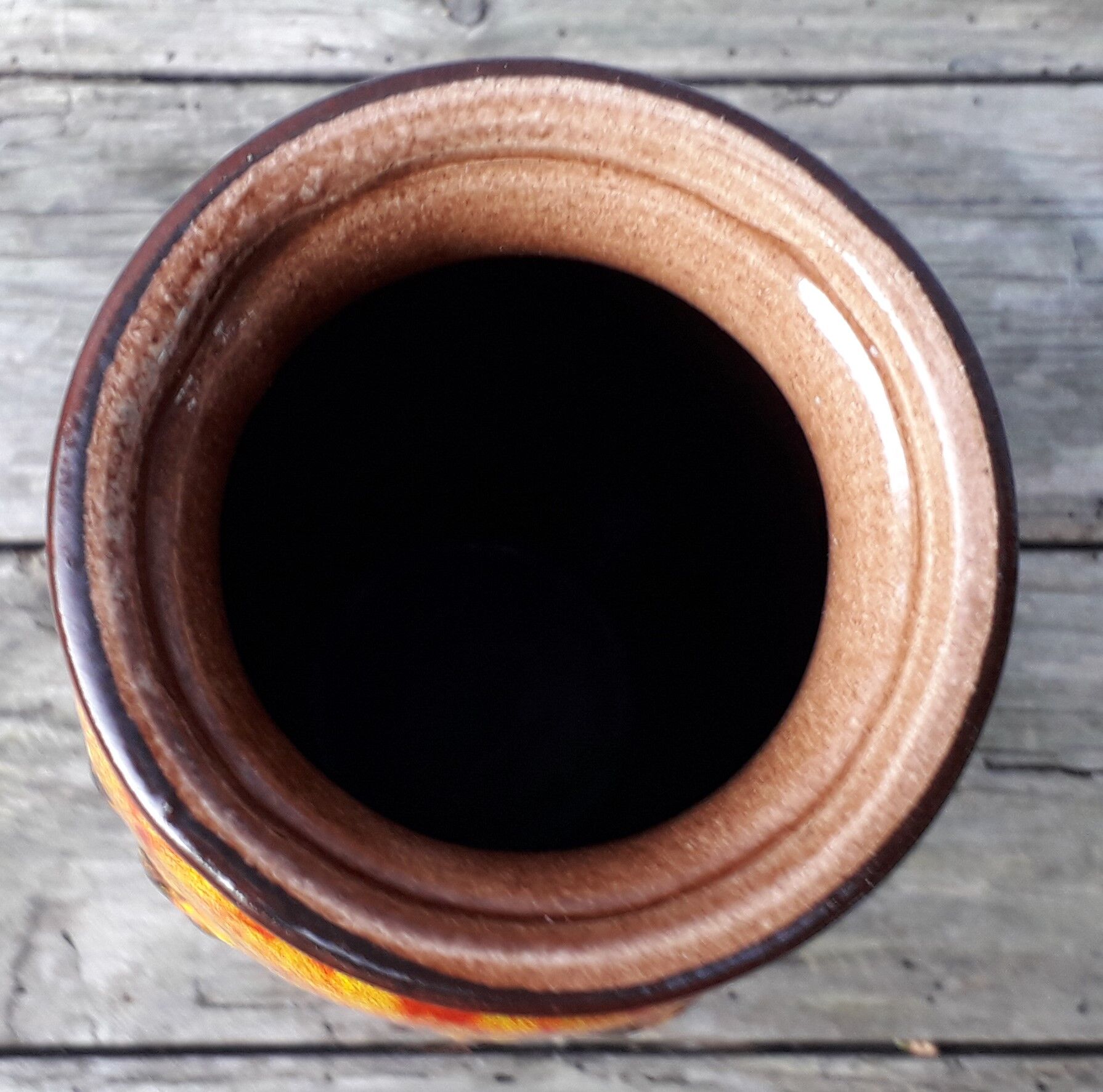 Vase W.Germany in red