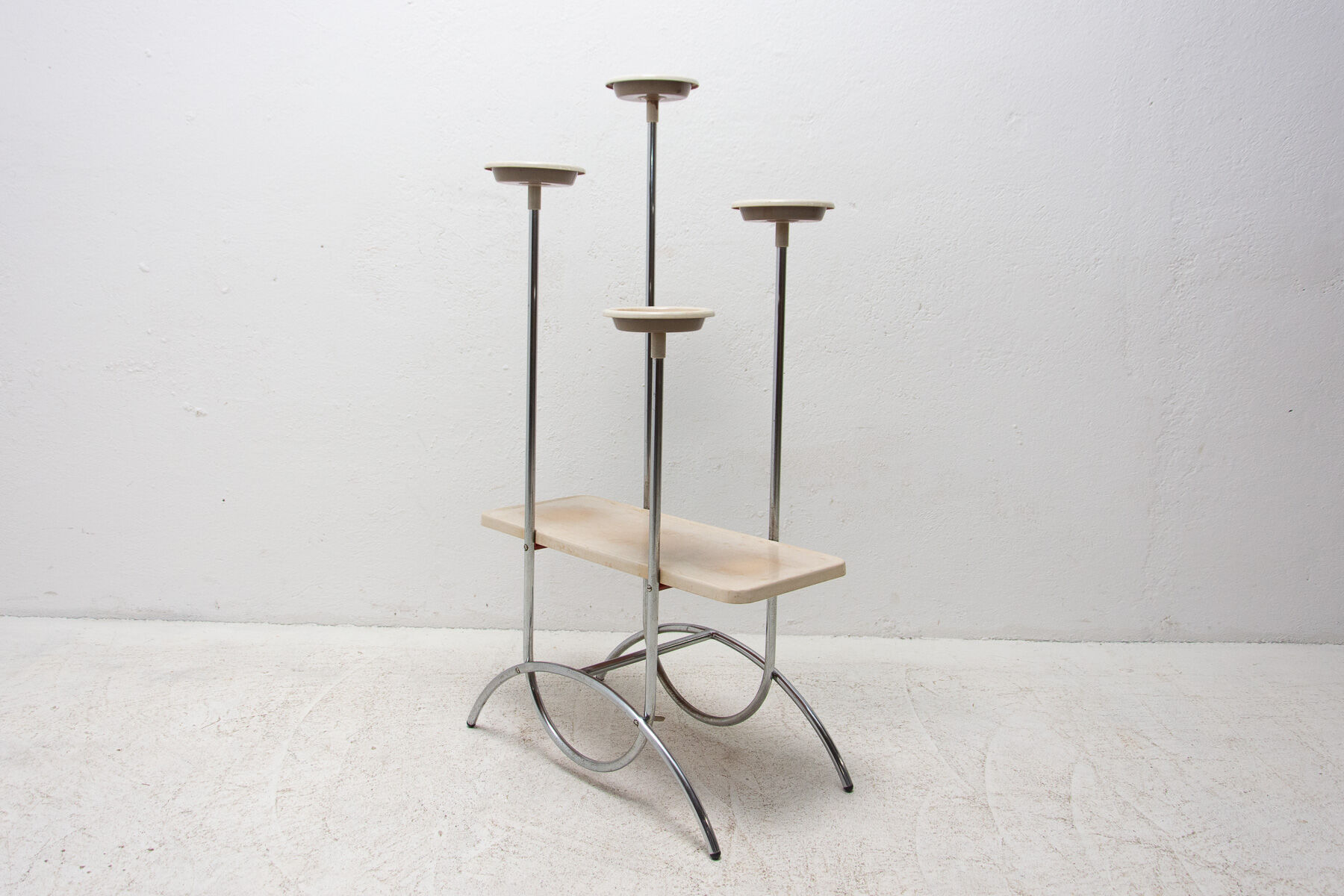 Tubular steel flower stand Bauhaus, 1930´s, Czechoslovakia