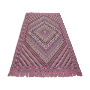 tapis kilim rose tissé