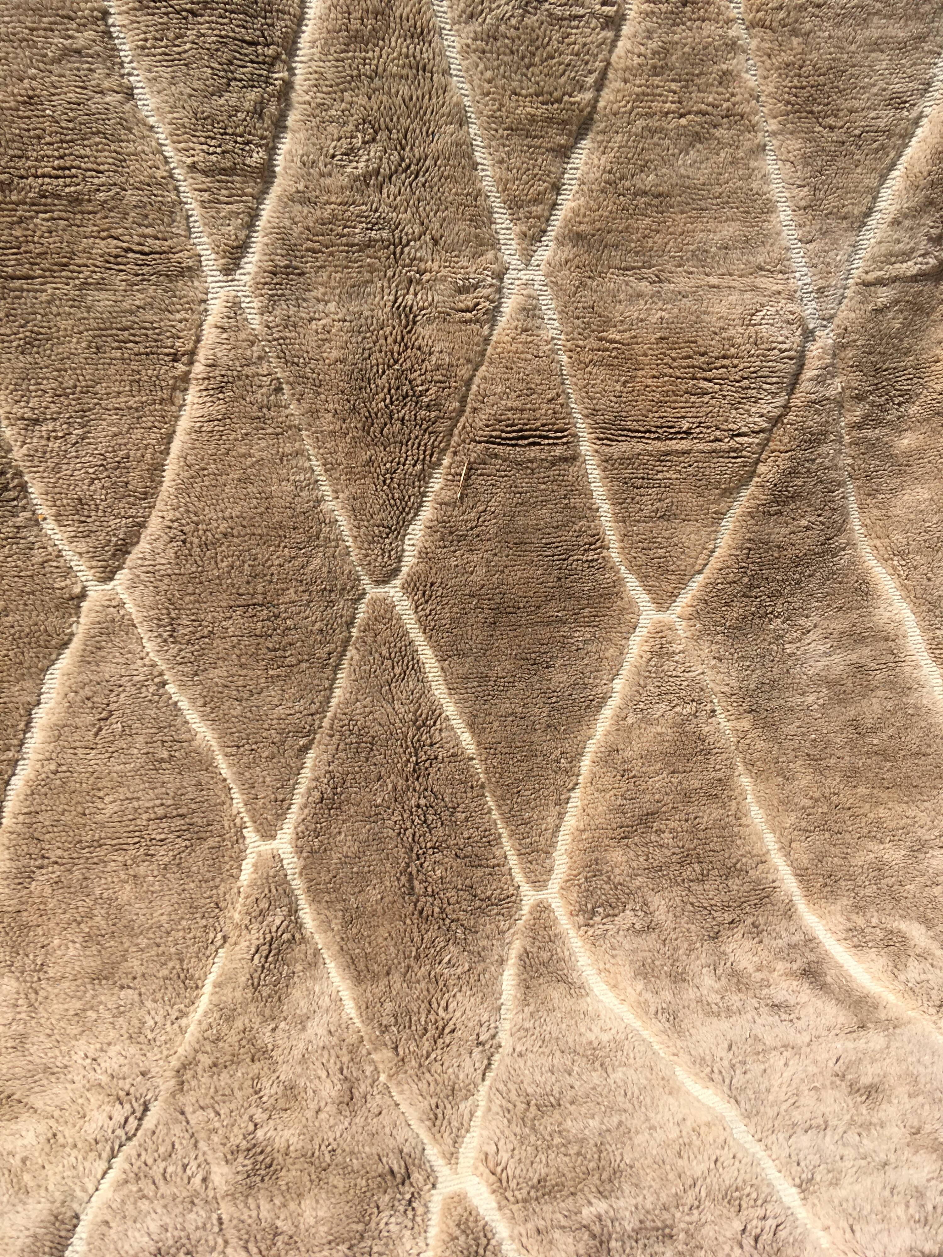 Exceptional Mrirt rug 340 x 250 cm