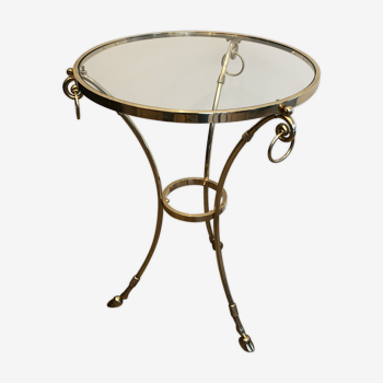 Neoclassical style tripod pedestal table in brass and round glass top in the taste of the House