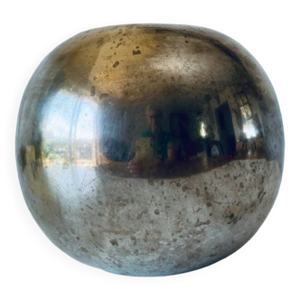 Vase boule en métal argenté