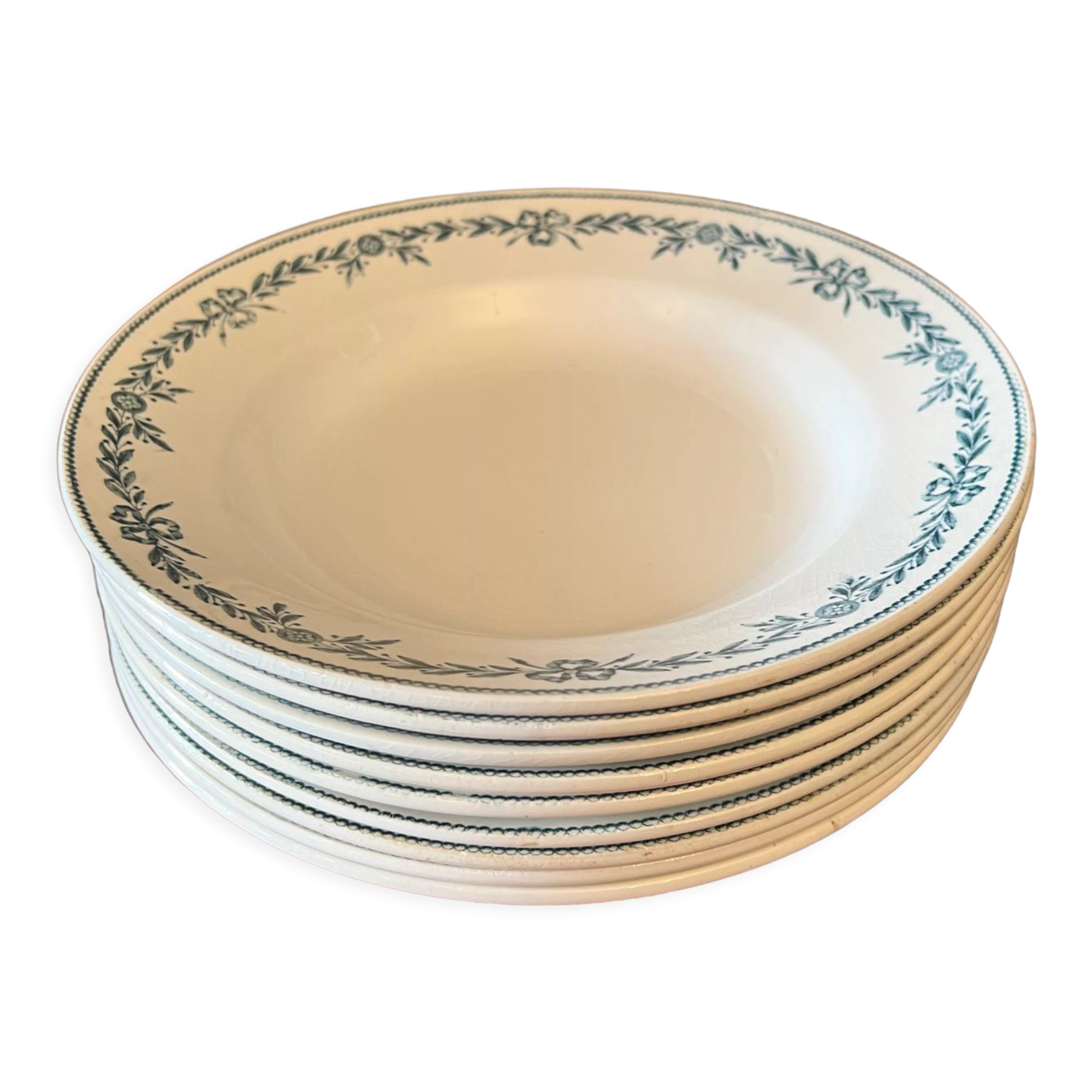 BHV - 9 hollow plates in old earthenware model Lauriers