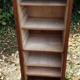 Administrative furniture column