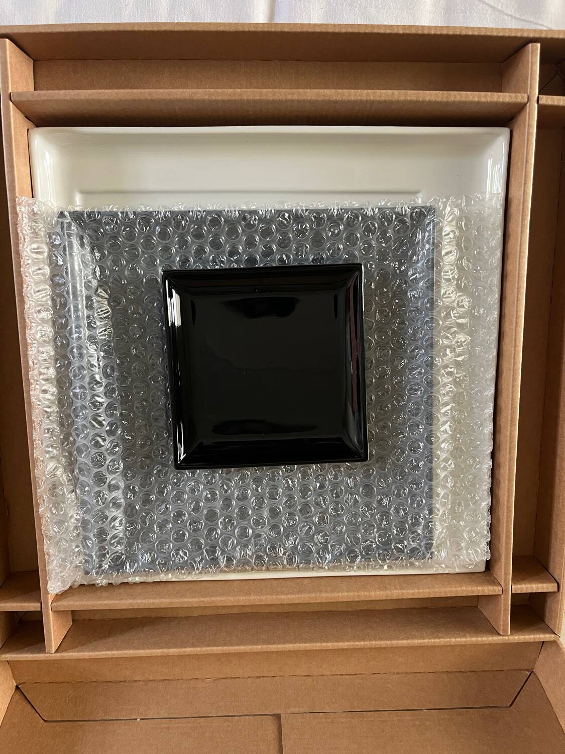 Set d’assiettes Josef Albers – édition limitée Musée d’Art Moderne de