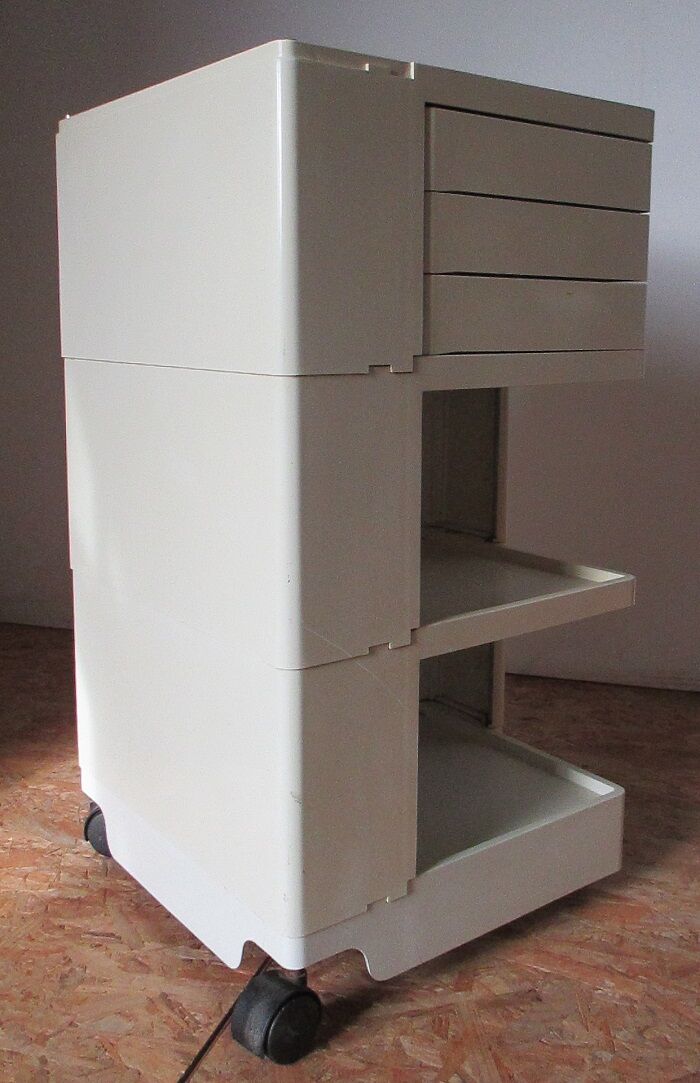 Boby serving table by J.Colombo