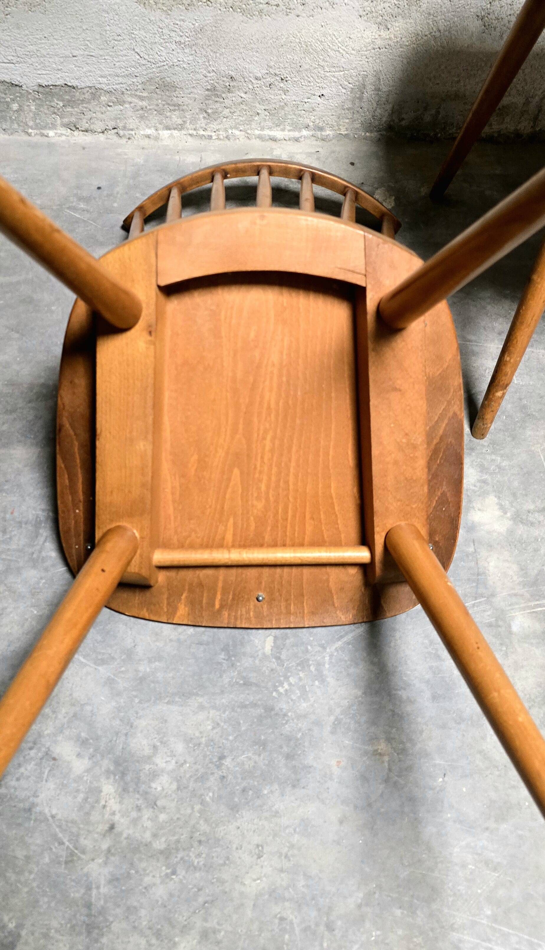 Lot de deux chaises vintage Baumann Sonate 1960