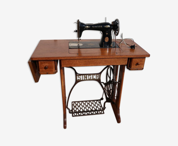 Machine à coudre Singer 15K 80 de 1933