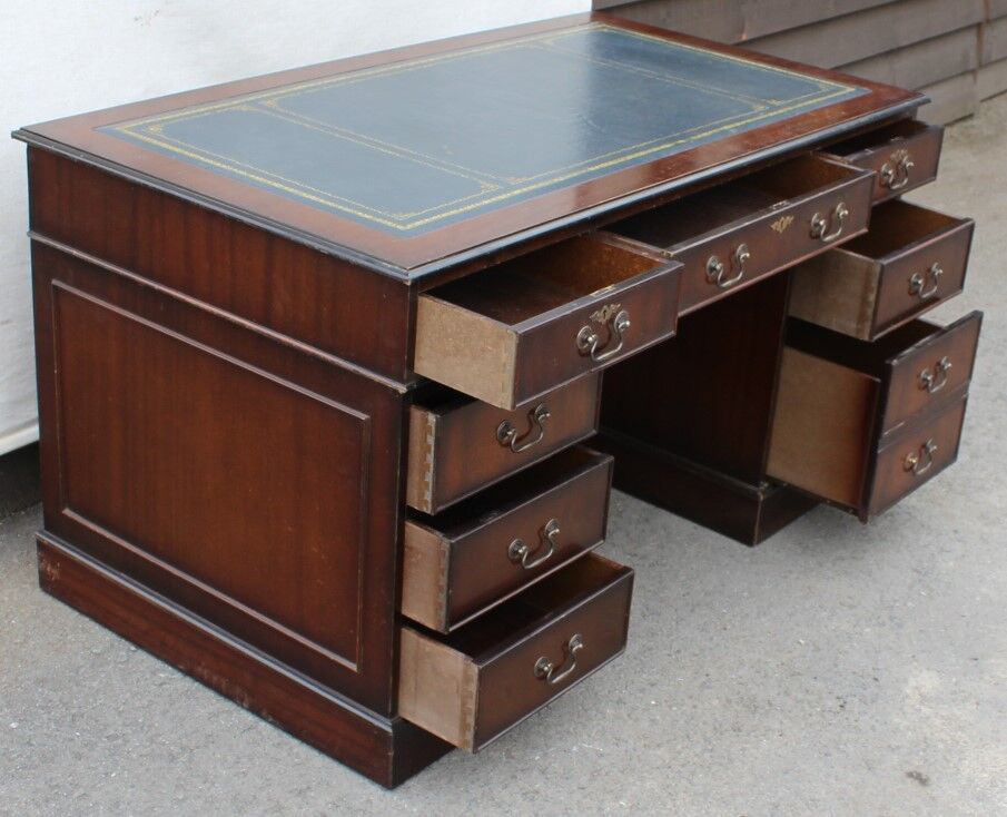 Mhogany desk with blue leather - in 3 x parts