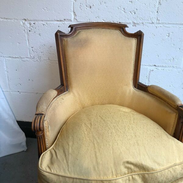 Fauteuil bergère de style Louis XVI ou Directoire