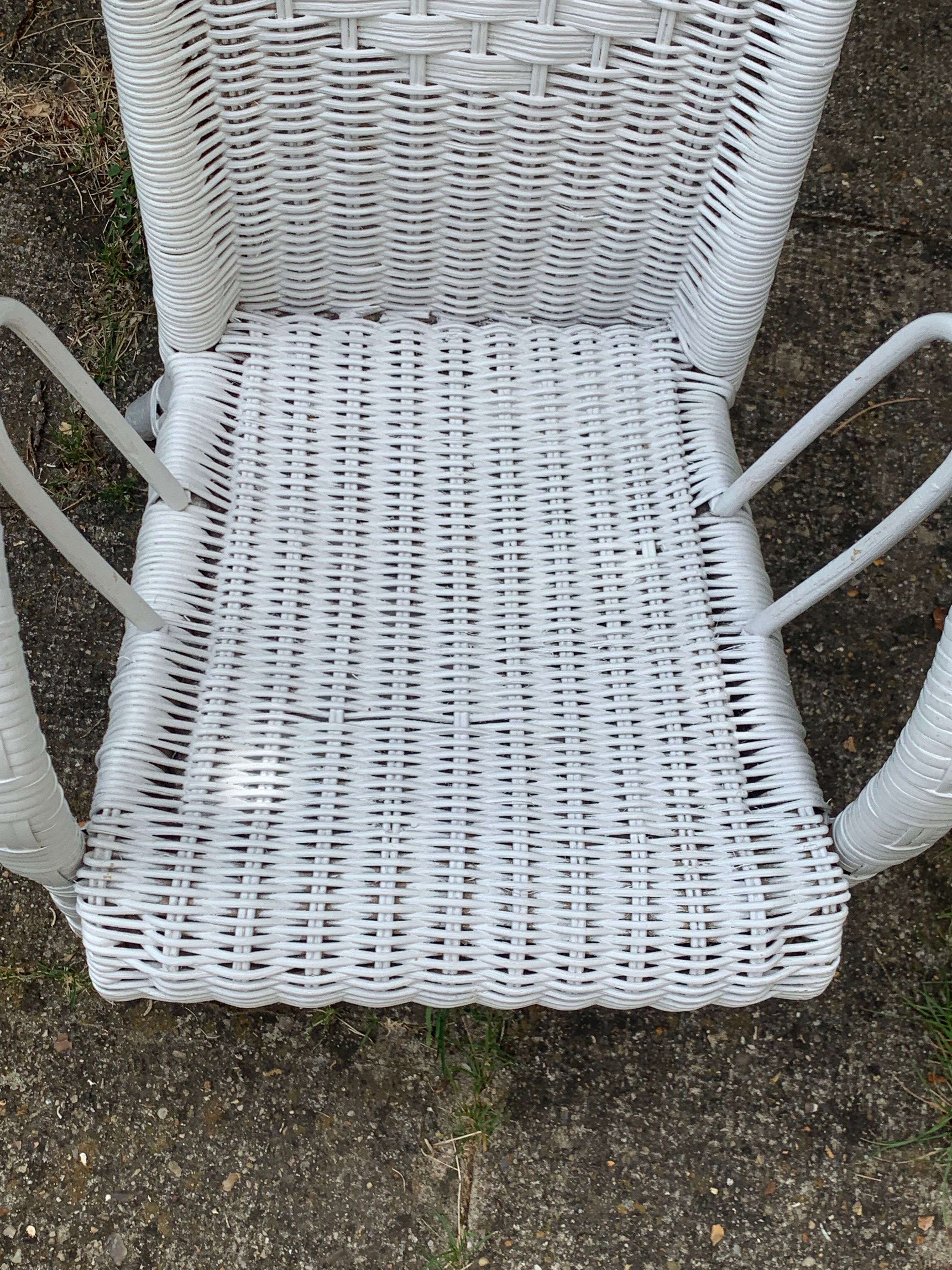 Fauteuil enfant en osier blanc vintage
