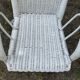 Fauteuil enfant en osier blanc vintage