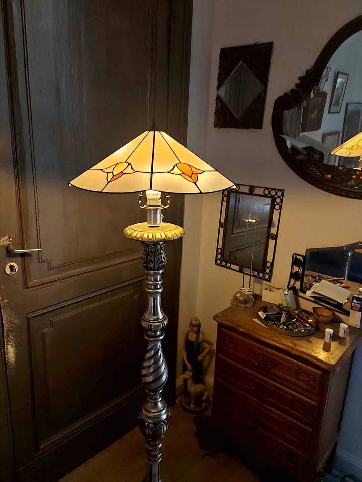 Tiffany floor lamp with stained glass shade
