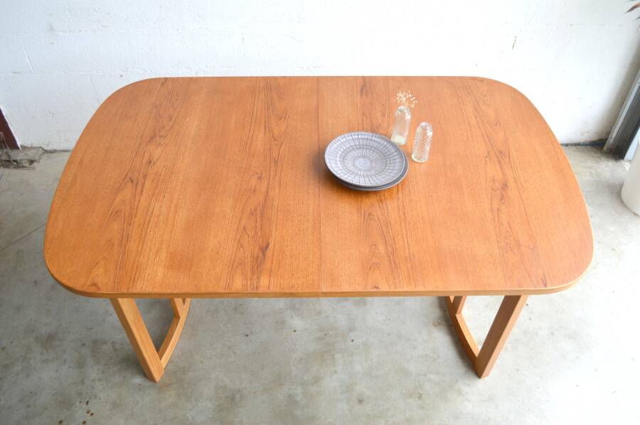 Danish table with 2 extensions, 165cm