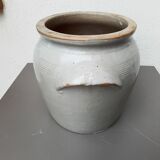Beige enameled stoneware pot