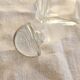 Carafe ancienne en verre avec bouchon