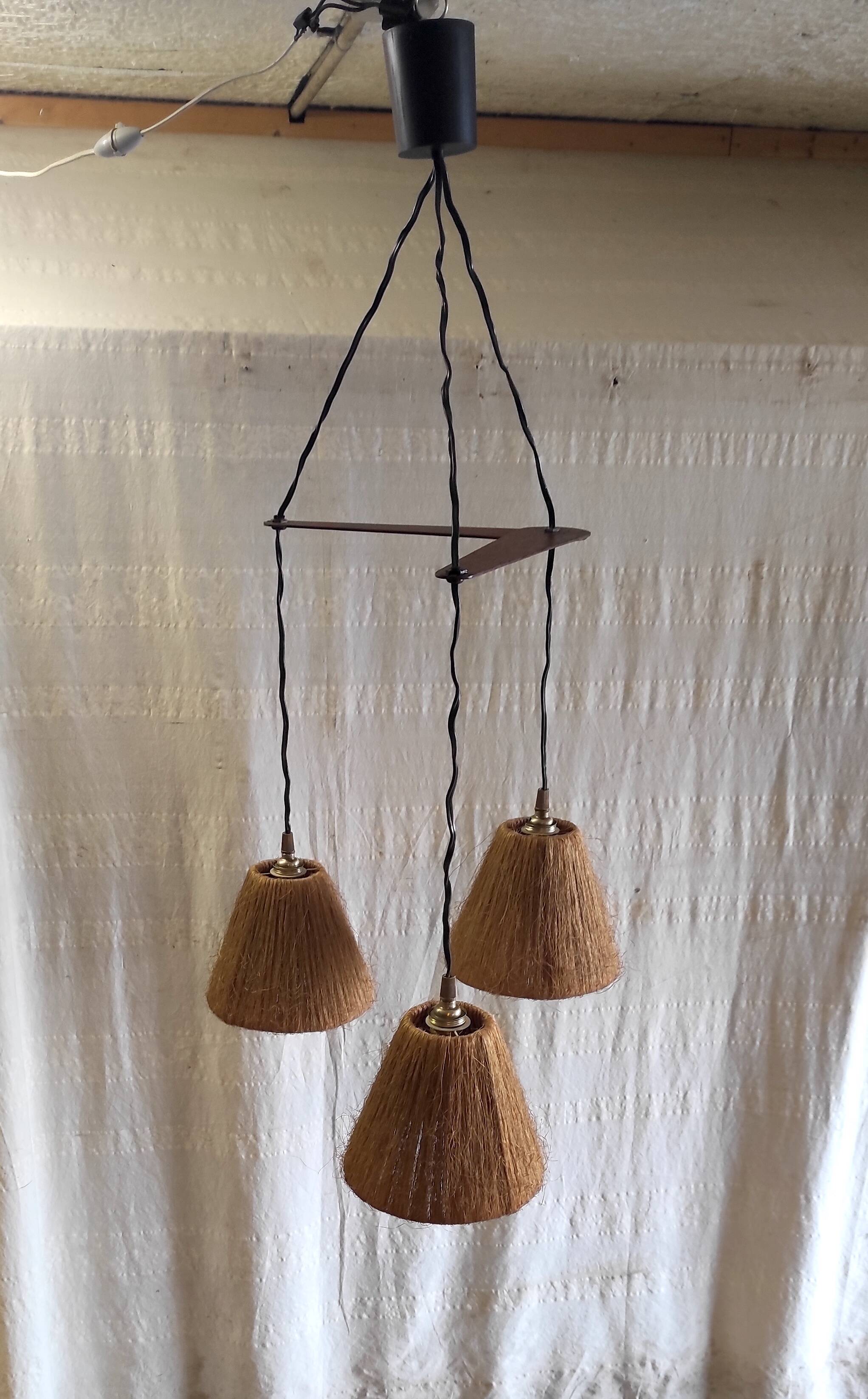 Scandinavian style three-light pendant in teak and sisal - 1960s/70s