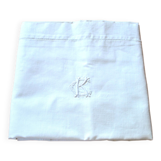 Taie d'oreiller vintage en coton ajouré et brodé monogramme CK 78x75