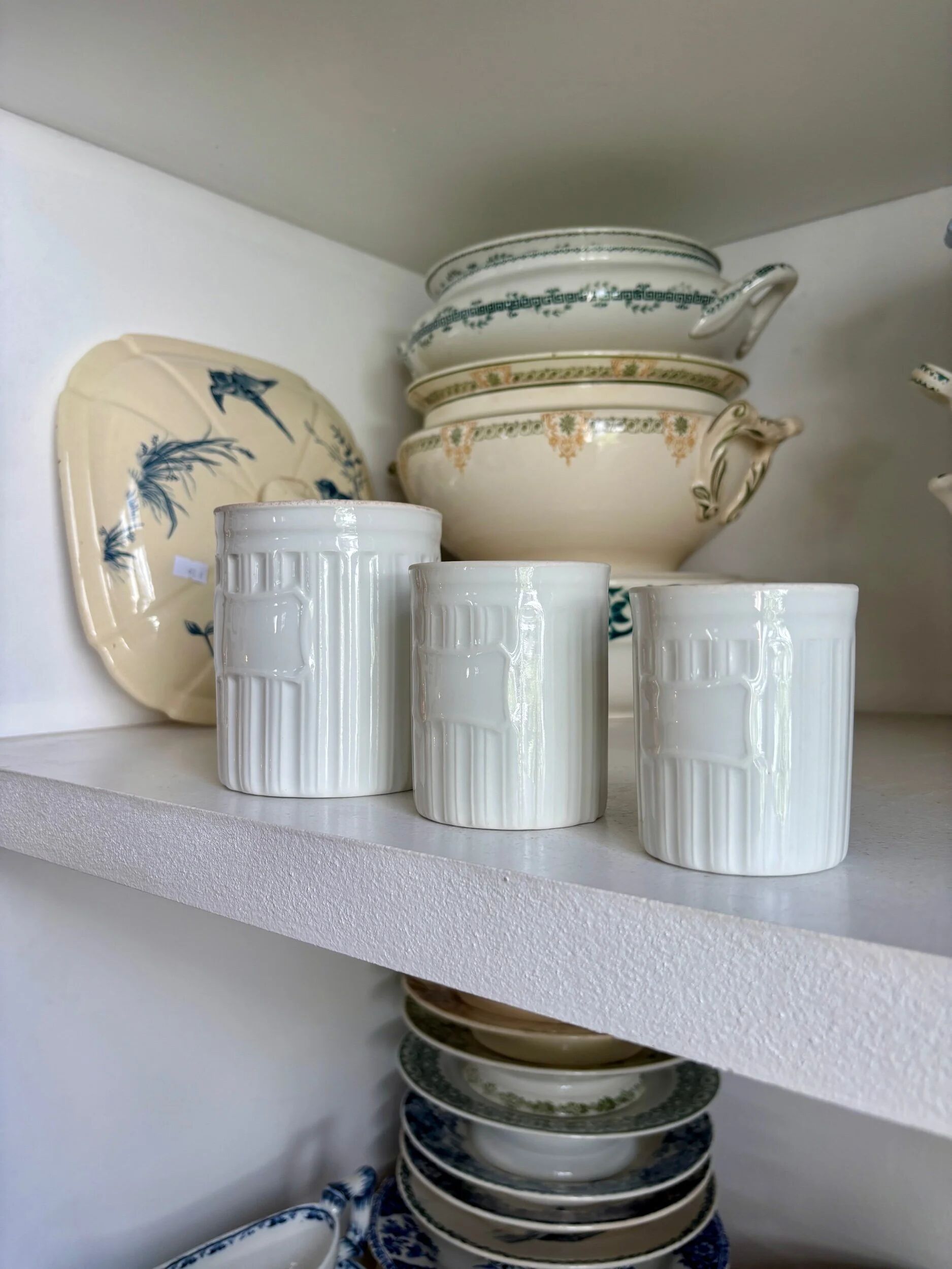 3 white porcelain aluminate pots from Limoges