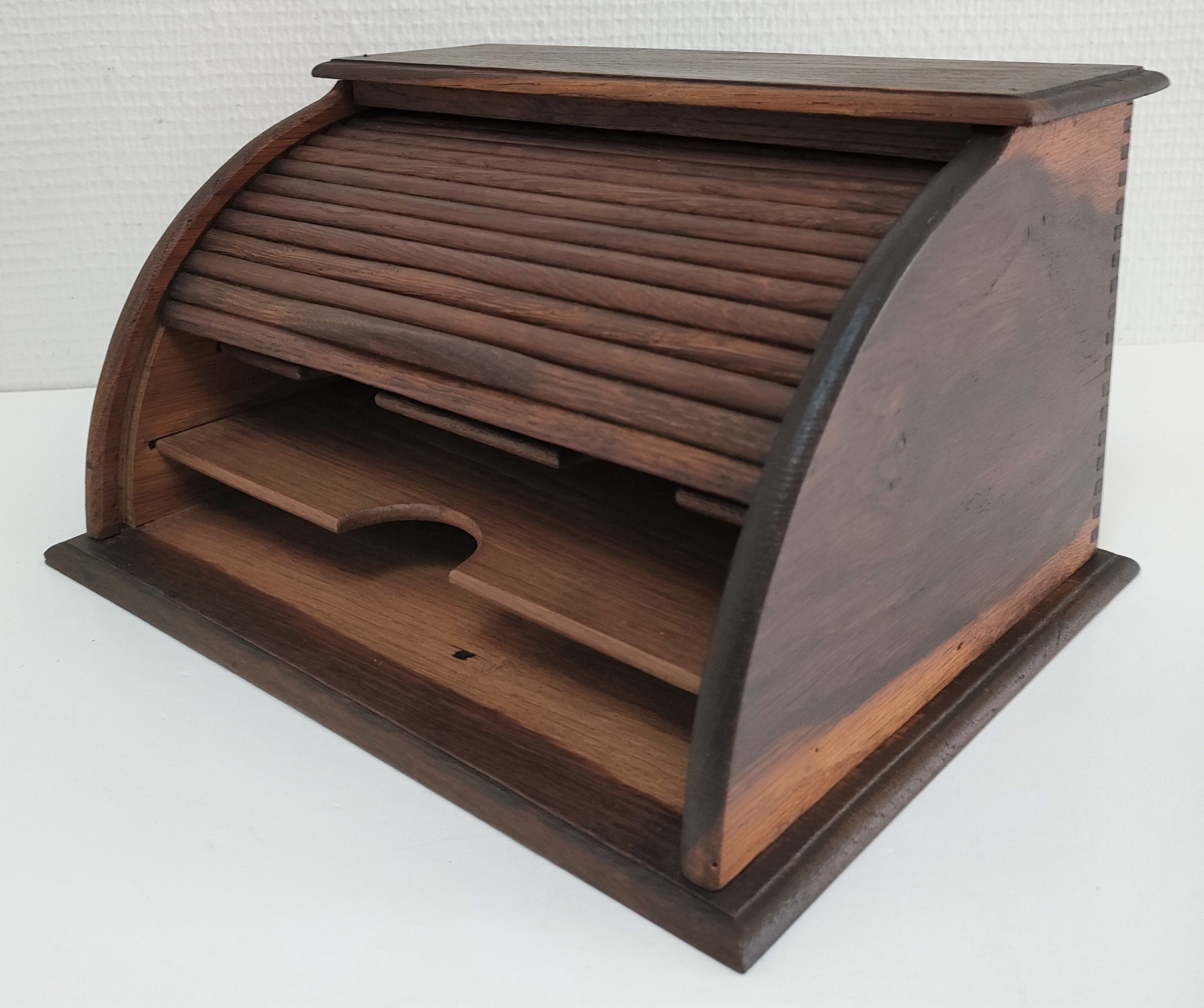 Solid wood writing with vintage curtain