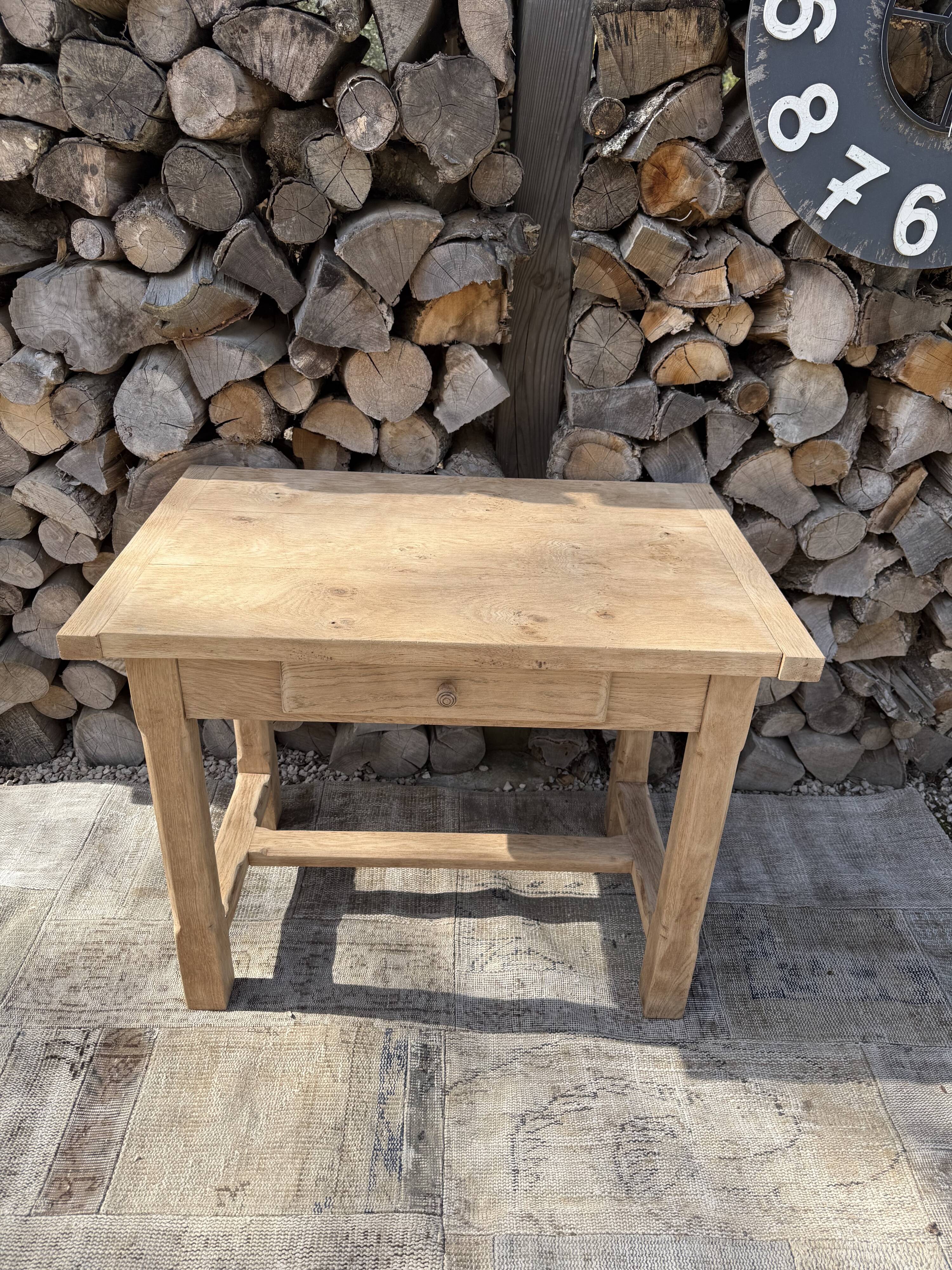 Small farmhouse table 90cm
