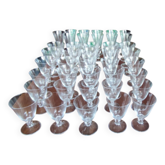 Ensemble 40 verres cristal Daum France modèle Orval