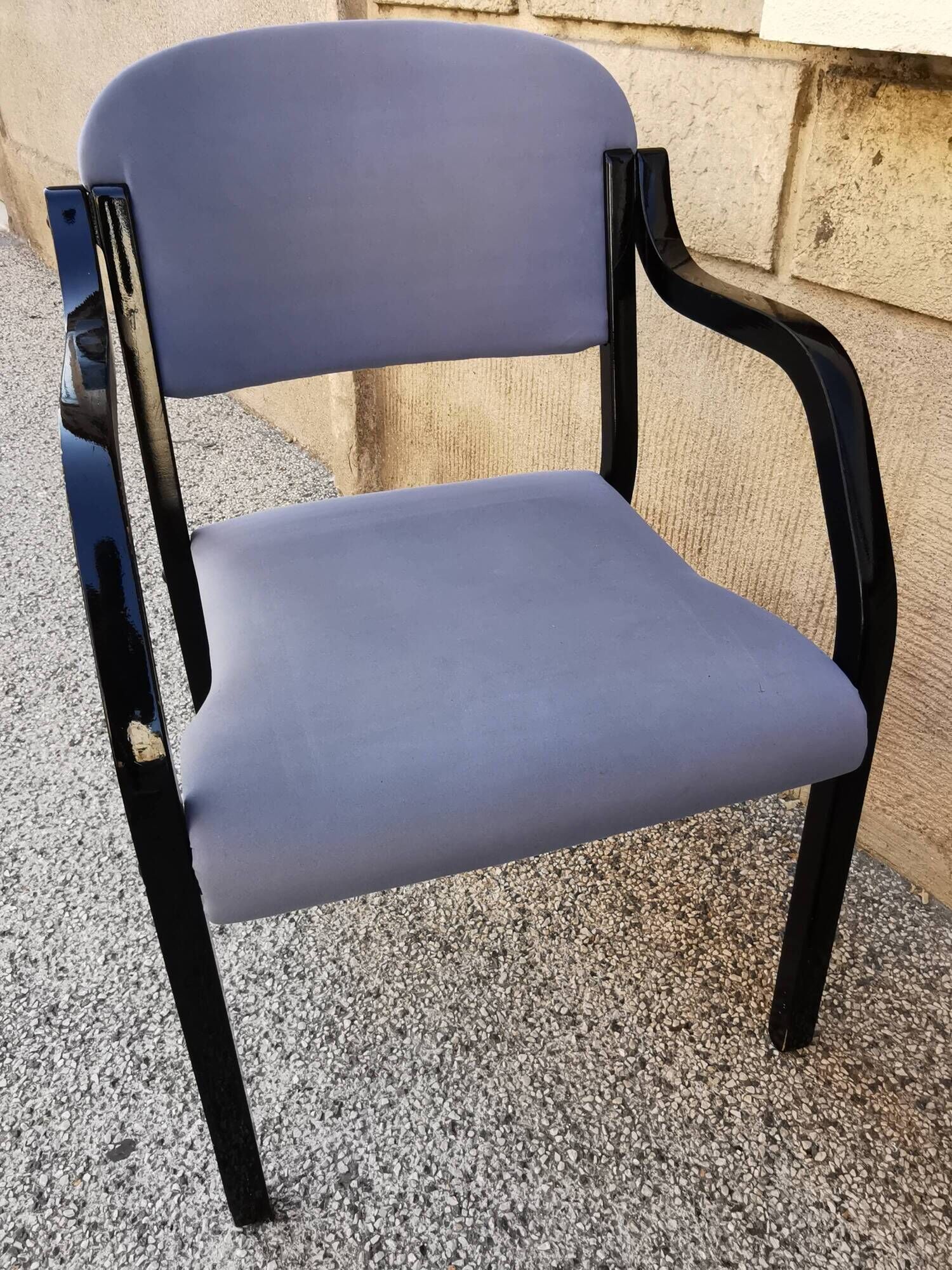 Suite de 4 fauteuils italiens vintage des années 80